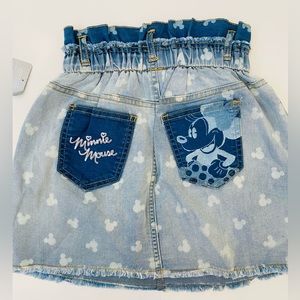 BNWT ABSOLUTELY DARLING 💕 MICKEY MINNIE MOUSE DENIM SKIRT, SIZE 5/6, SOLD OUT